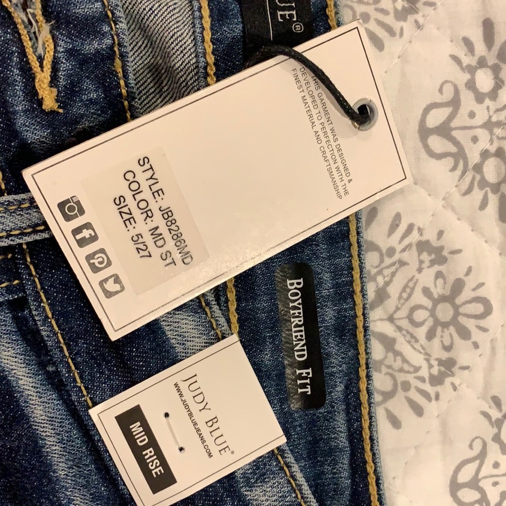 New Judy Blue distressed jeans